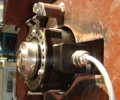 hollow-shaft-encoder-mounted